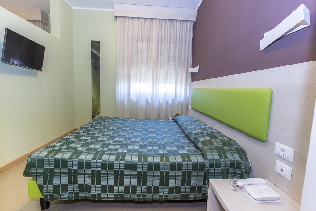 Hotel Ulivi E Palme