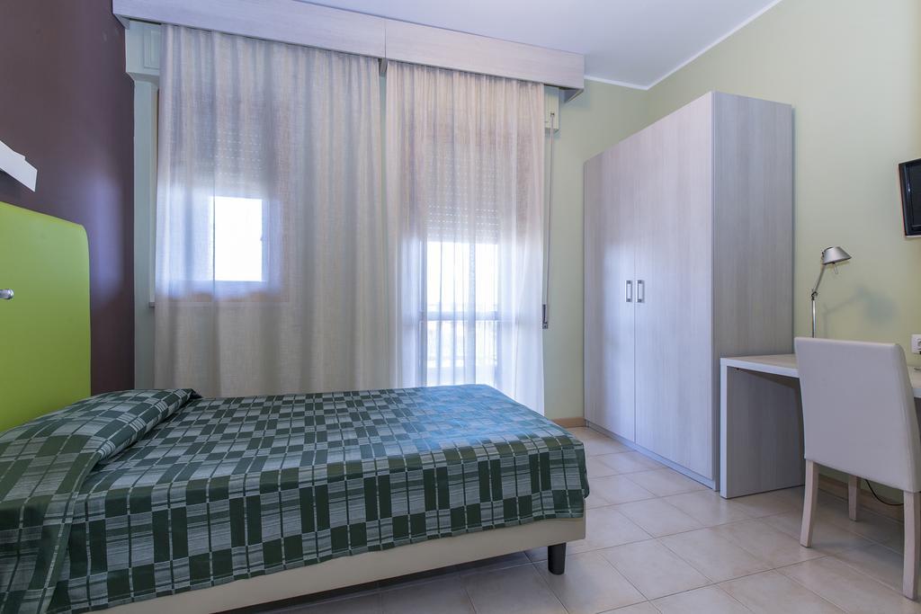 Hotel Ulivi E Palme